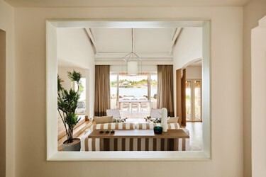 Lux* Villa