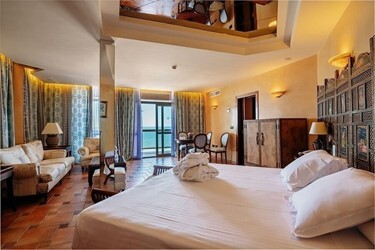 Luxury Suite