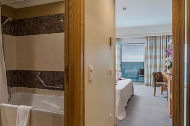 Suite Triple Room