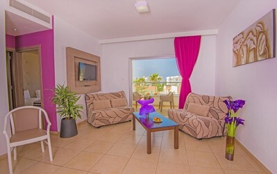 Family Room Inland View