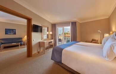 Junior Suite Room