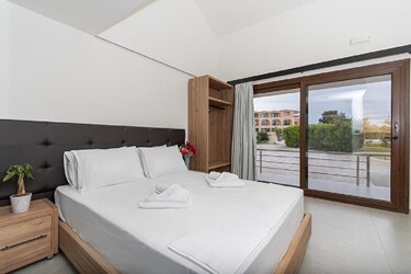 Maisonette Garden View