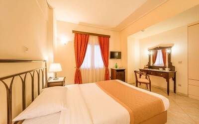 Single Room Side View 