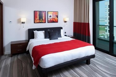 One Bedroom Suite with Balcon