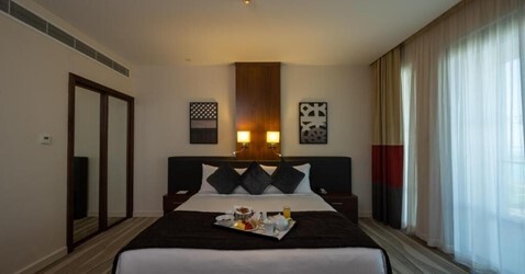 One Bedroom Suite with Balcon