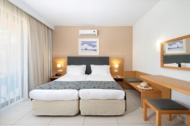 Apartment 1 Bedroom Sea View