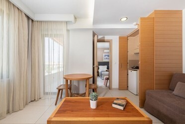 Apartment 1 Bedroom Sea View