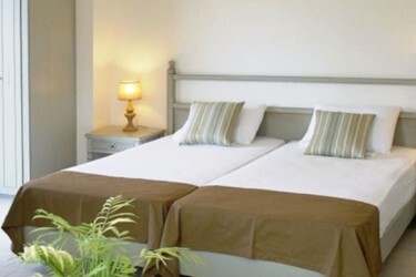 Double Room Mountain View