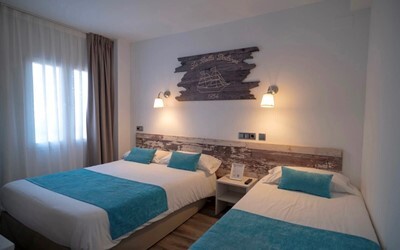 Double room with 2 beds