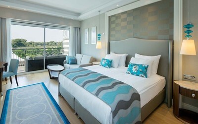 Corner Suite