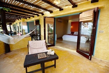 Beachfront Suite