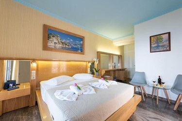 Twin / Double Room