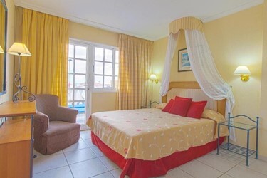 One- Bedroom Apartment with Garden View