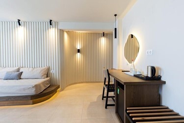 Executive Suite Sea View