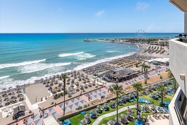2 Bedroom Apartment Sea View