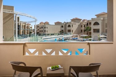 Standard Pool View 