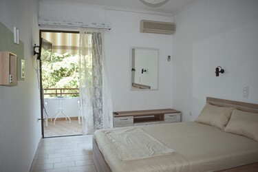 Studio 2-3