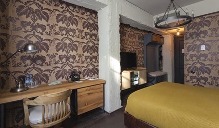 Urban Queen Street Room