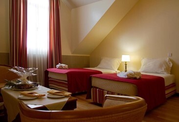 Mountain View Room