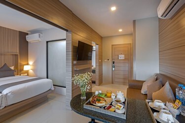 Grand Deluxe Room