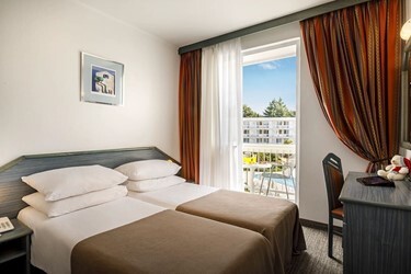 Double room with seaside balcony