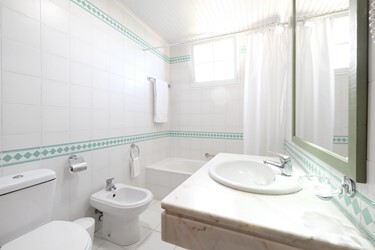 One Bedroom Apartment