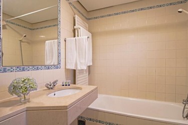 1-Bedroom Apartment