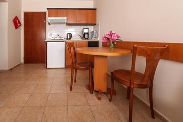 One Bedroom Suite