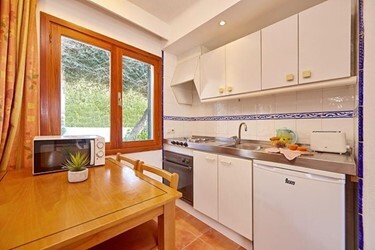 1-Bedroom Apartment