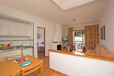 1-Bedroom Apartment