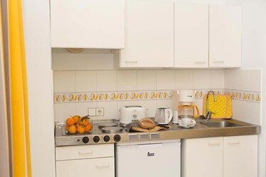 1-Bedroom Apartment