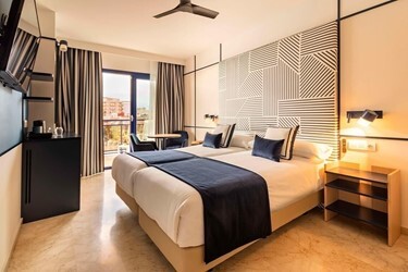 Double Room De Luxe
