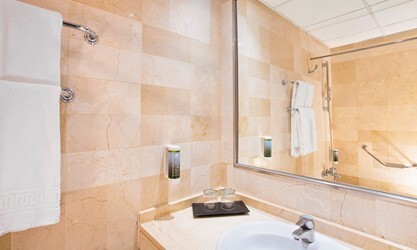 2 Bedroom Apartment Sea View