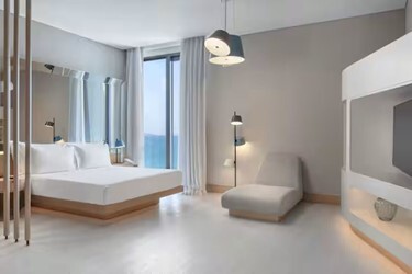 King Deluxe Room with Partial Sea View