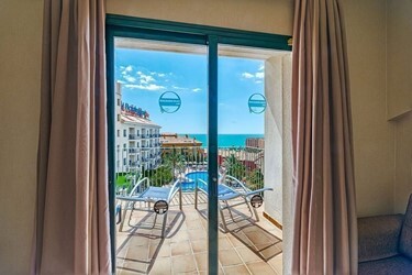 Apartment 1 Bedroom Pool View