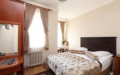 ECONOMY ROOM