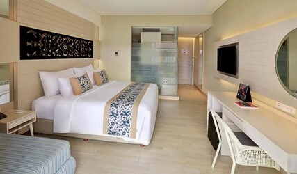 Grand Deluxe Room with Pool View