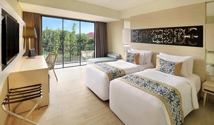 Grand Deluxe Room with Pool View