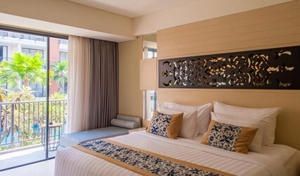 Grand Deluxe Room with Pool View
