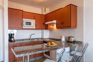 1 superior bedroom apartments
