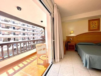 Studios with balcony