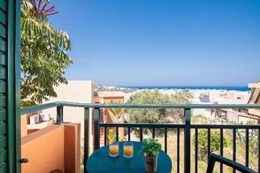 Family Apartment with Sea View A/C