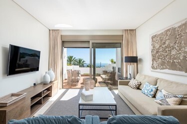 2 Bedroom Suite Partial Sea View