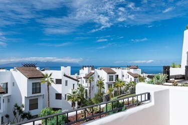 2 Bedroom Suite Partial Sea View
