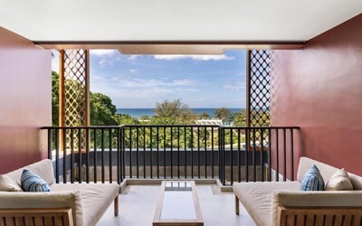 Deluxe Sea View Whirlpool Suite