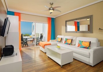 Studio with Terrace