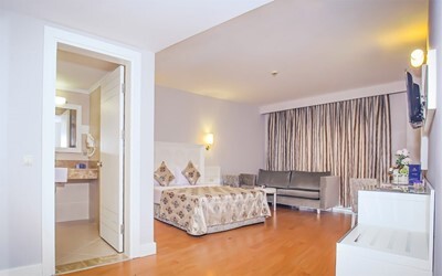 Standard Room Land View