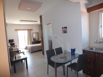 Standard Studio Apartment Inland View