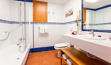 Apartment 1 Bedroom, Balcony or Terrace