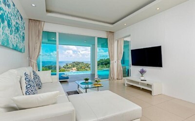 Grand Sea View Pool Suite